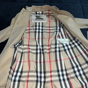 Coat in great condition, wore twice